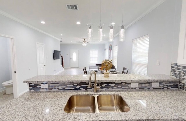 2 bedroom w/upstairs balcony attached to master