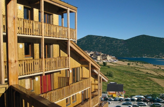 2 BR Apartment for 6 at L'Orée des Cimes