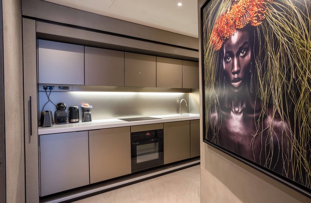 2-BR Luxury Haven in Armani Residence Burj Khalifa