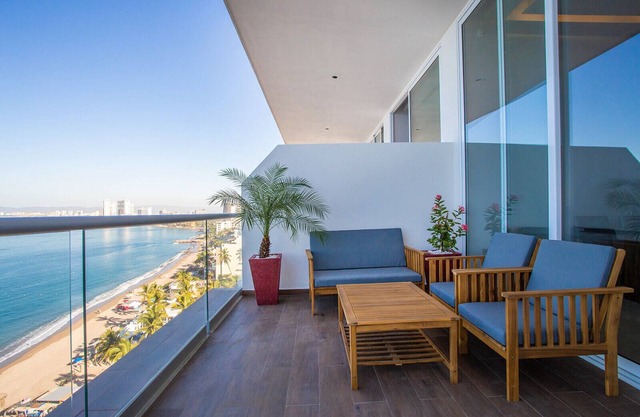 2 BR Ocean View Penthouse @ Harbor 171 w/Lux Amenities