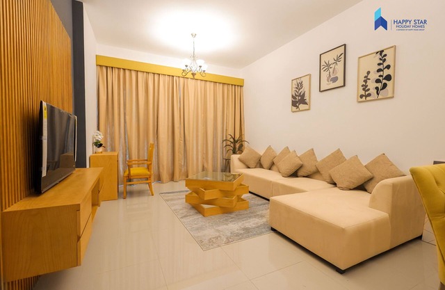 2 BR Perfect for Family/Groups near MOE