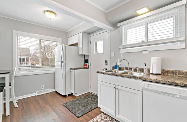 2 BR remodeled home near Cary/Crystal Lake/McHenry