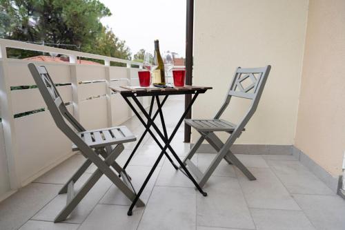 2 Camere 5 ospiti Parcheggio Gratis Recintato, Vicino a Università, Ospedali, Centro, Stazione, Aeroporto, Romagna
