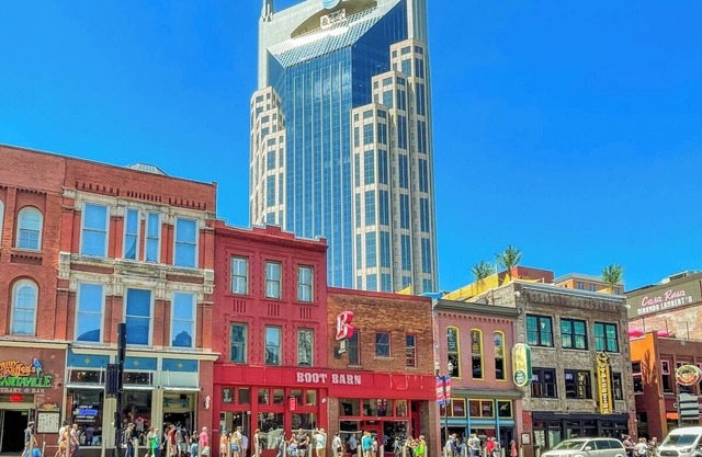 2 Lofts on Broadway Strip