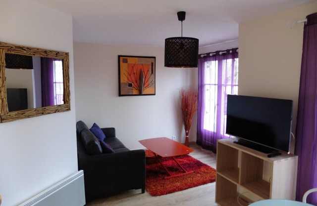 2 PARTS TERRACE EURODISNEY and NEAR GOLF