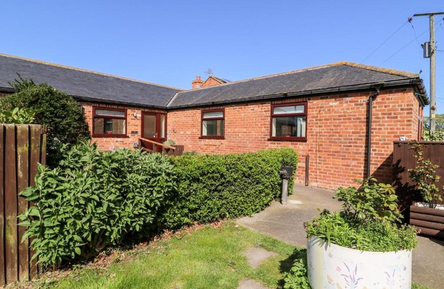 2 Pines Farm Cottages