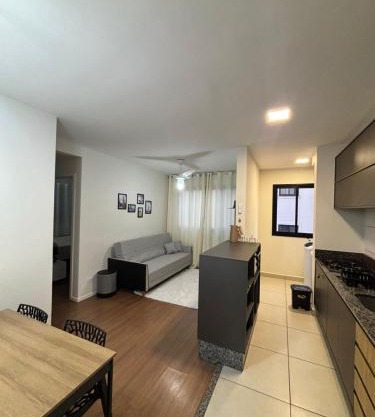 2 Quartos c Ar, Wi-Fi e conforto perto de tudo