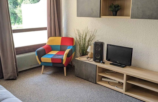 2-room apartment at the foot of the slopes with balcony and ski locker