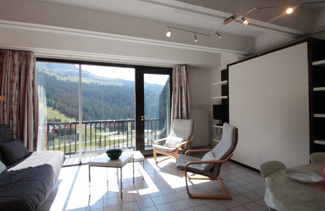 2-Room Apartment for 6 at Aldebaran, Flaine Forum - Ski-In/Ski-Out, South-West Balcony, 9th Floor