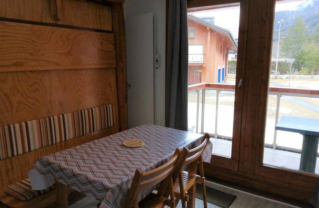 200m from ski slopes, 1st floor, balcony, parking, tv, ski locker, 20m², Les Contamines-Montjoie