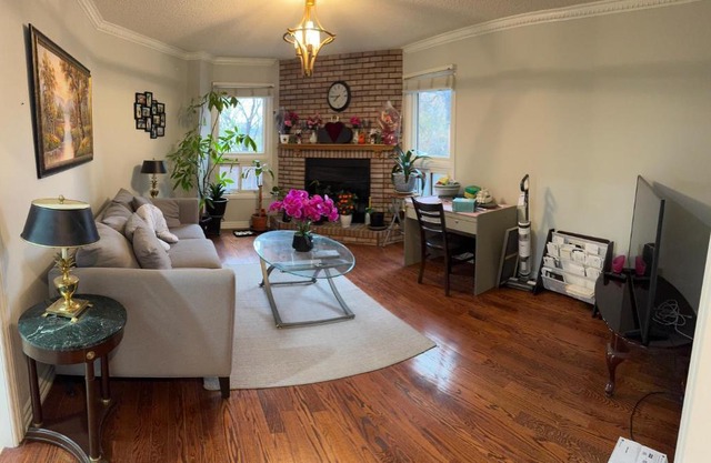 201 Large Private Bedroom on second floor