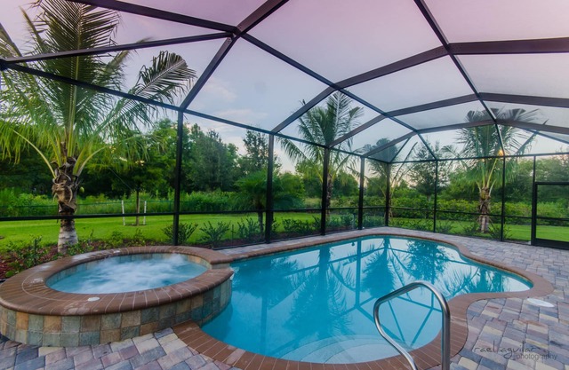 2025 Season Available ! TREVISO BAY - RESORT. LUXURY POOL & Spa GOLF HOME