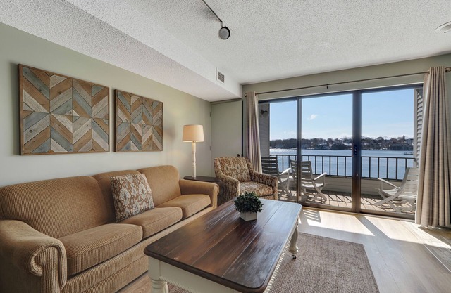 227 Edgewater Inn | Private Lakefront Balcony Stay | Pool, Hot Tub, Sauna