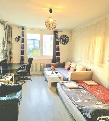 24qm Nice Cozy Trendy Room in Green Area 12 min to Alexanderplatz