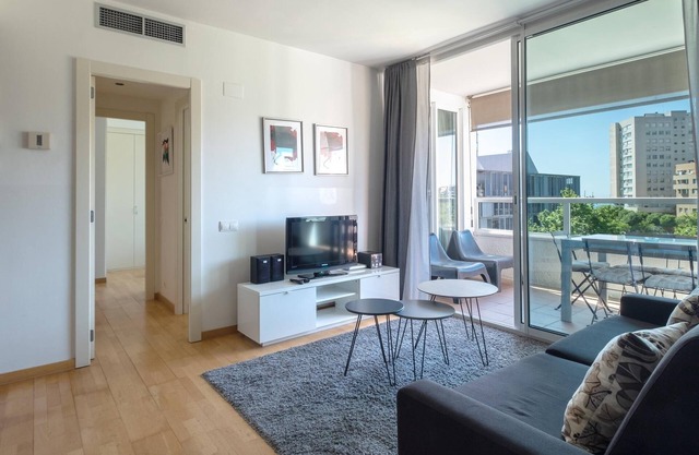 257 - Beach Apartment w/Pool I