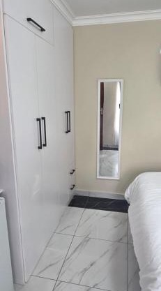 28 Tambotie avenue
