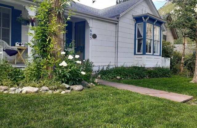 29 day rental - Flexible — extended Fall, Winter, Spring in the Rockies!