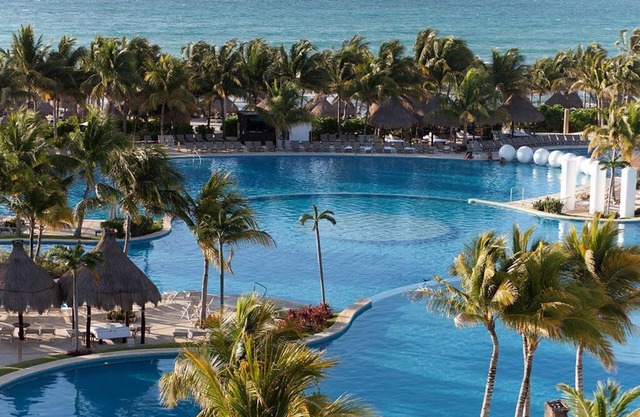 2BD Riviera Maya: Ocean View w/Luxurious Resort