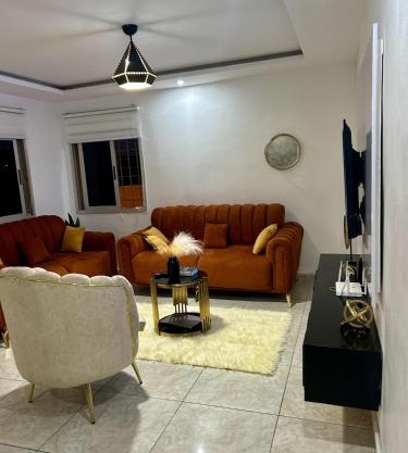 2Bed Abidjan Apartment- Relax Explore & Unwind