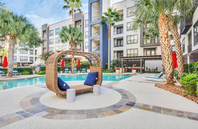 2BR APT Near I NRG I Uptown Galleria I Med Center