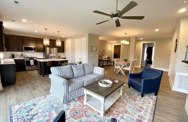 2BR Condo in Downtown Lynchburg w/Picturesque Views