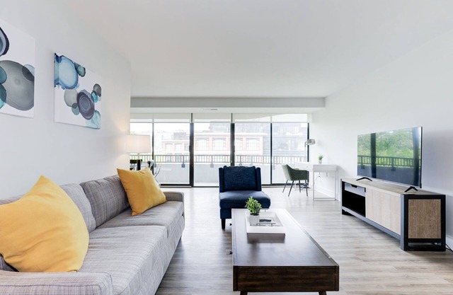 2BR Executive Apartment by Envitae