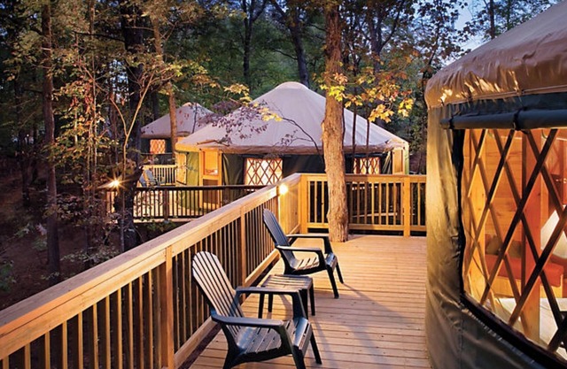 2BR Yurt Shenandoah Xing Resort w/Amenities