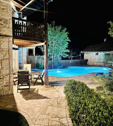2K Eco Pool & Stone Villa