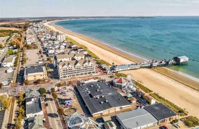 3-7 Nights - Gorgeous Ocean View Condo - #301 Grand Victorian
