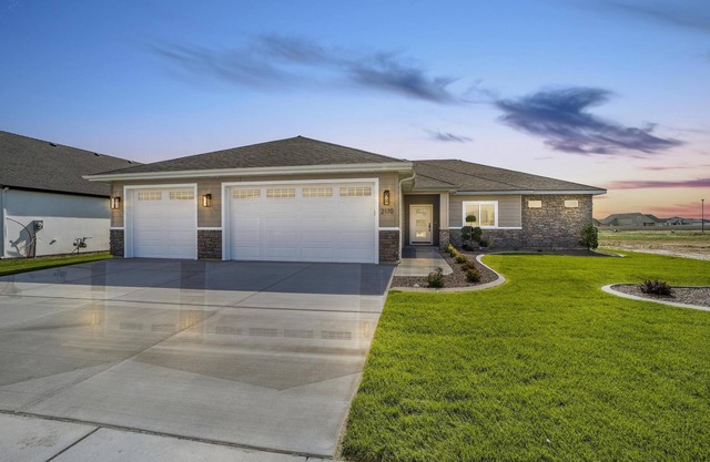 3 bed, 2 bath, Brand New Home in a New Neighborhood Close to the Hospital.