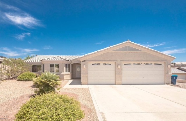 3 Bed 2 Bath Private Pool Home. Perfect for Both Off Road and Lake Activities!