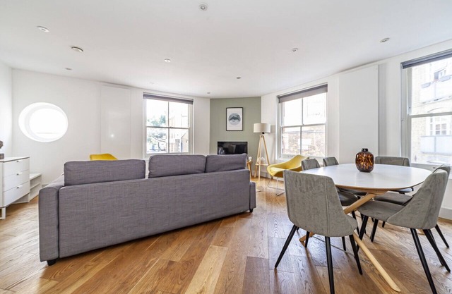 3 Bed Apartment in Old Street