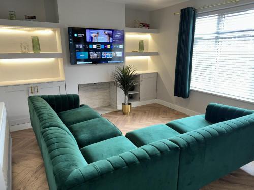 3-Bed House Sleeps 5 Free Parking