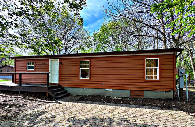 3 Bedroom 2 Bathroom Vacation Rental Home in the Island Club -Sleeps 8 - IC83