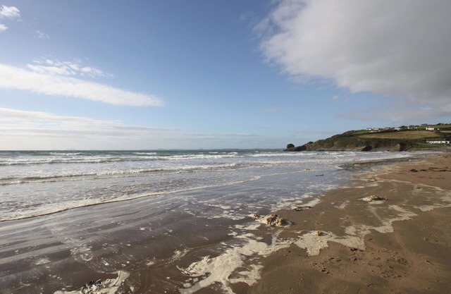 3 bedroom accommodation in Broadhaven