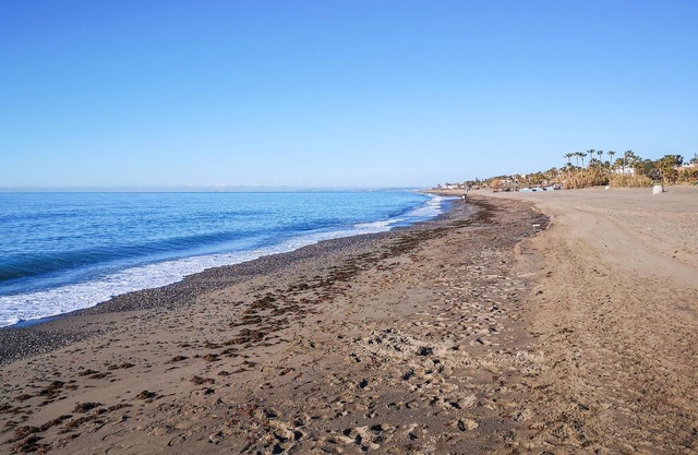 3 bedroom accommodation in El Bosque