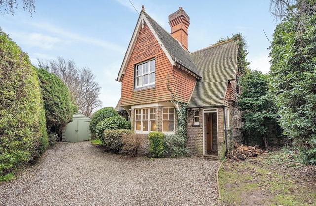 3 bedroom accommodation in Brighton