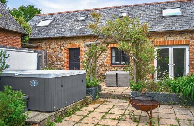 3 bedroom accommodation in Sidmouth