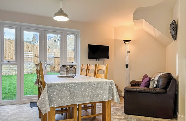 3 bedroom accommodation in Buxton
