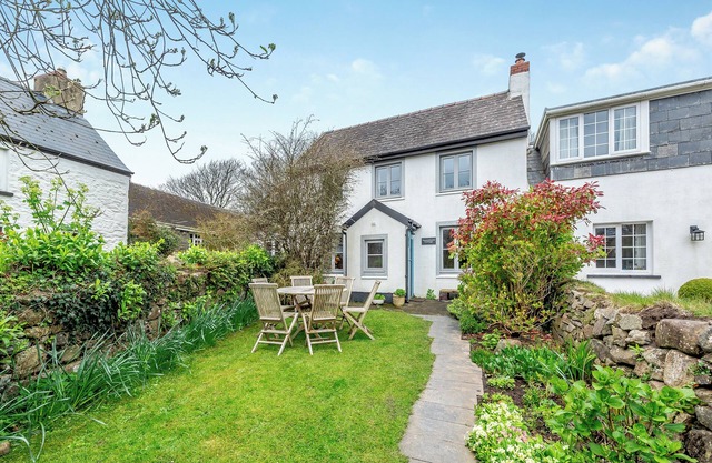 3 bedroom accommodation in Solva