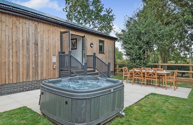 3 bedroom accommodation in Orby
