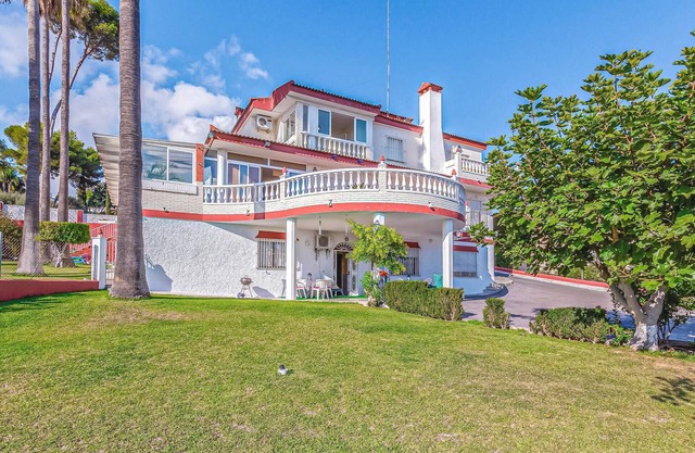 3 bedroom amazing apartment in Malaga