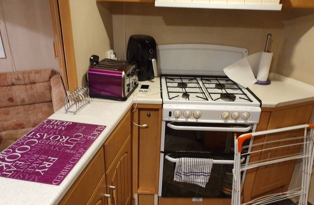 3 bedroom caravan (sleeps up to 8 people)