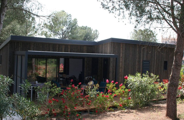 3-Bedroom Chalet near Beaches and Canal du Midi!