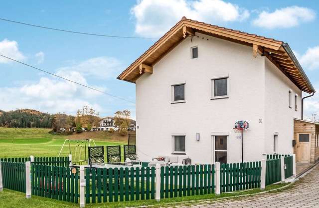3 bedroom cozy home in Neukirch