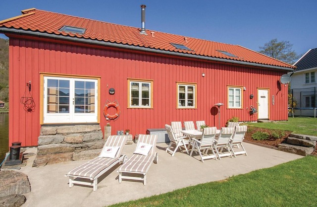 3 bedroom gorgeous home in Feda