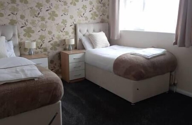3-bedroom house in enjoyable Aylesbury with WiFi