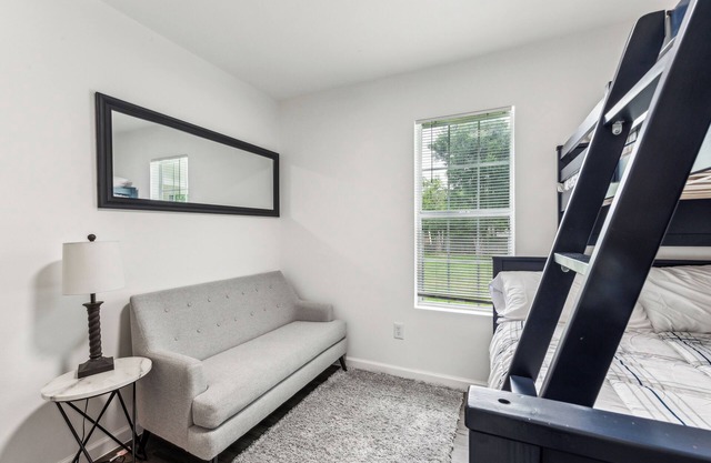 3-bedroom house in charming San Antonio with AC, WiFi