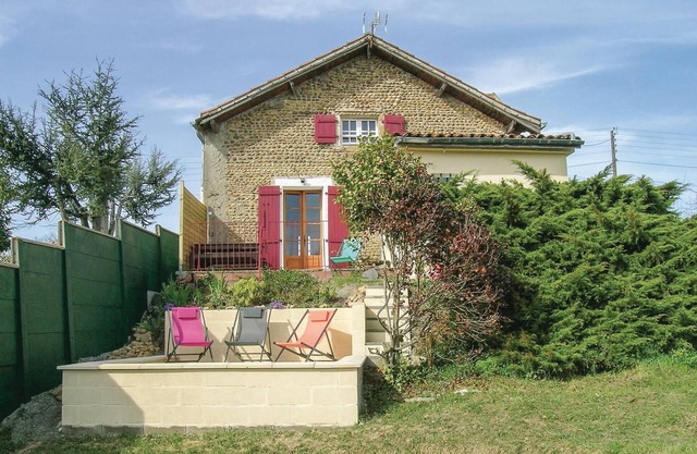 3 bedroom nice home in Lahitte Toupiére