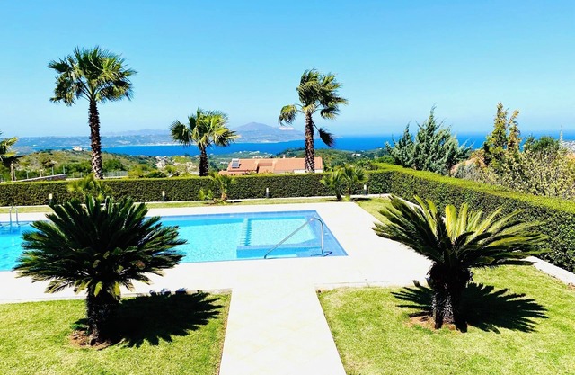 3 bedroom villa with 50m2 private pool and fantastic sea and mountain views.